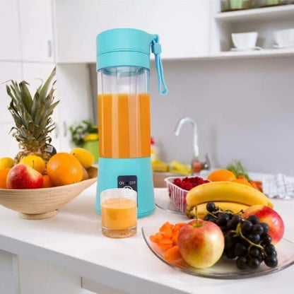 Rechargeable Electric Juicer Blender Blue ABS Plastic Kitchen Gadget